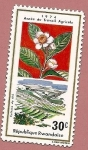 Stamps Rwanda -  Año del Trabajo Agricola - Flor y cultivo del Té