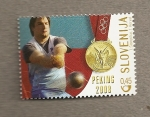 Sellos de Europa - Eslovenia -  Medalla oro Juegos Olímpicos Pekin 2008