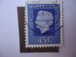 Stamps Netherlands -  Reina Juliana 1909-2004 - Tipo Regina.