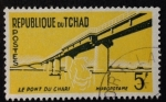 Stamps : Africa : Chad :  Puente sobre el río Chari