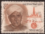 Stamps : Asia : India :  1er Aniversario de la Muerte de Chandrasekhara Venkata Raman. Científico  1971  20 paisas