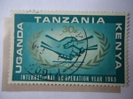 Stamps Uganda -  Africa Oriental Británica-Uganda-Tanzania - Kenya - International Cooperation year 1965.