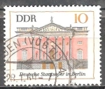 Sellos de Europa - Alemania -  Ópera Estatal de Alemania en Berlín-DDR.