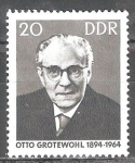 Sellos de Europa - Alemania -  Otto Grotewohl (1894-1964), político y primer ministro de la RDA.