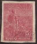 Stamps Argentina -  Labrador surcando tierra arado de mano Sol naciente  1911 sin d