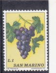Stamps : Europe : San_Marino :  F R U T A - U V A 