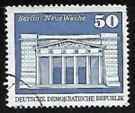 Sellos de Europa - Alemania -  Edificio de la Nueva Guardia de Berlín 