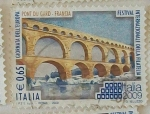 Sellos de Europa - Italia -  Pont du gard- Francia