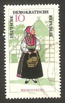 Stamps Germany -  916 - Traje regional de Magdeburg
