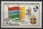 Sellos del Mundo : Africa : Gambia : BANDERA  DE  GAMBIA,  BANDERA  PAPAL  Y  ESCUDO.