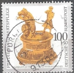 Stamps Germany -  Para el bienestar.preciosos relojes antiguos de colecciones alemanas.