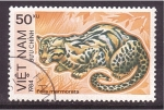 Stamps Vietnam -  serie- Felinos