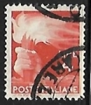 Stamps Italy -  Mano con antorcha