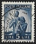 Stamps Italy -  Pareja con niño y balanza de la justicia