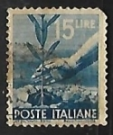 Stamps Italy -  Una mano plantando un olivo