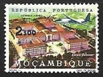 Stamps : Africa : Mozambique :  Escuela Superior  Salazar