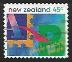 Stamps New Zealand -  Gente alcanzando gente (Correo)