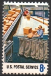 Stamps United States -  TRIBUTO  A  LOS  EMPLEADOS  DE  LA  USPS.  CLASIFICACION  DEL  CORREO.