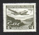 Stamps Chile -  Avión sobre la montaña