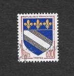 Sellos de Europa - Francia -  1041 - Armas de Troyes