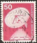 Stamps Albania -  Raisting earth station (GFR)