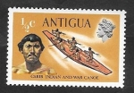 Stamps : America : Antigua_and_Barbuda :  232 - Canoa de combate