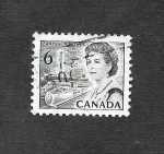 Stamps Canada -  460 - Isabel II