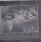 Stamps : Europe : Hungary :  HEROE DE GUERRA