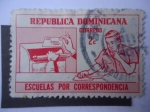Sellos de America - Rep Dominicana -  Estudiante - Escuela por Correspondencia