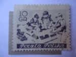 Stamps Poland -  Niños Jugando - Educación e Escuela