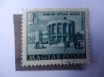 Stamps Hungary -   Casa de la Cultura Óptica Húngara - Plan quinquenal en Budapest.