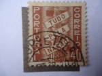 Stamps Portugal -  Todo por la Patria - Desfile - Escudo de Armas.