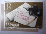 Sellos de Europa - Espa�a -  Ed:2610 - Homenaje a la Prensa - Cámara - Periódicos.