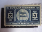 Stamps : America : Honduras :  Bandera-Escudo de Armas