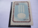 Stamps : America : Paraguay :  Organización de las Naciones Unidas para la Agricultura y la Alimentación-FAO (1945) Emblema de la U