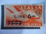 Stamps Italy -  Democracia - Manos Juntas - Avión