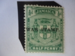 Stamps : America : Jamaica :  Escudo de Armas - Impuesto de Guerra - Hallf Penny. Potage & Revenue.