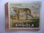 Sellos de Africa - Angola -  Leopardo - Panthera (Pardus shortridgei) - Fauna Africana.