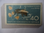 Stamps Germany -  Weidenkatzchen  und Biene - Arbusto de, Gato de Sauce y Abeja . Abeja Ocidental (Apis Mellifera) Pro