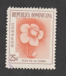 Stamps Dominican Republic -  Flor de la caoba