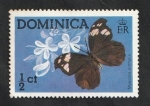 Sellos de America - Dominica -  420 - Mariposa myscelia antholia