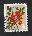 Sellos de Africa - Uganda -  88 - Flor spathodea nilotica