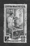 Stamps Italy -  552 - Actividades y Artesanos de las Regiones Italianas