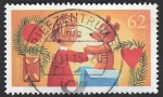 Stamps Germany -  2993 - Navidad, Niño con un muñeco