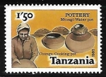 Sellos de Africa - Tanzania -  Vidrio y Cerámica