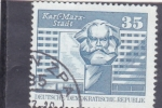 Sellos del Mundo : Europa : Alemania : estatua Karl-Marx