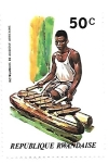 Stamps Rwanda -  instrumentos musicales africanos