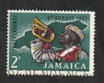 Sellos de America - Jamaica -  200 - Independencia, Tocando el clarín