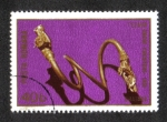 Stamps Romania -  Tesoros arqueológicos daco-romanos, brazalete de oro