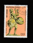 Stamps : Africa : Burkina_Faso :  Estatuilla de btonce